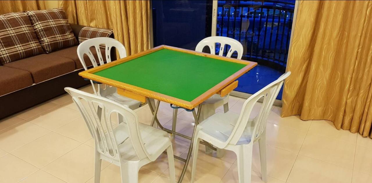 קמרון היילנדס Crown Imperial Court Apartment מראה חיצוני תמונה
