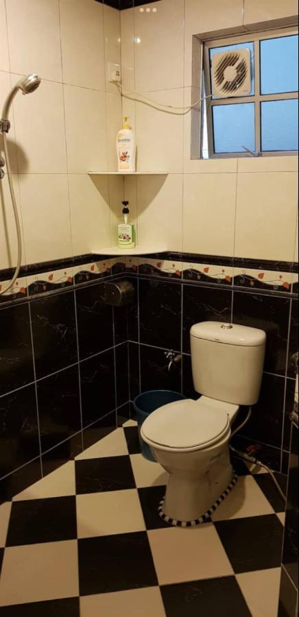 קמרון היילנדס Crown Imperial Court Apartment מראה חיצוני תמונה